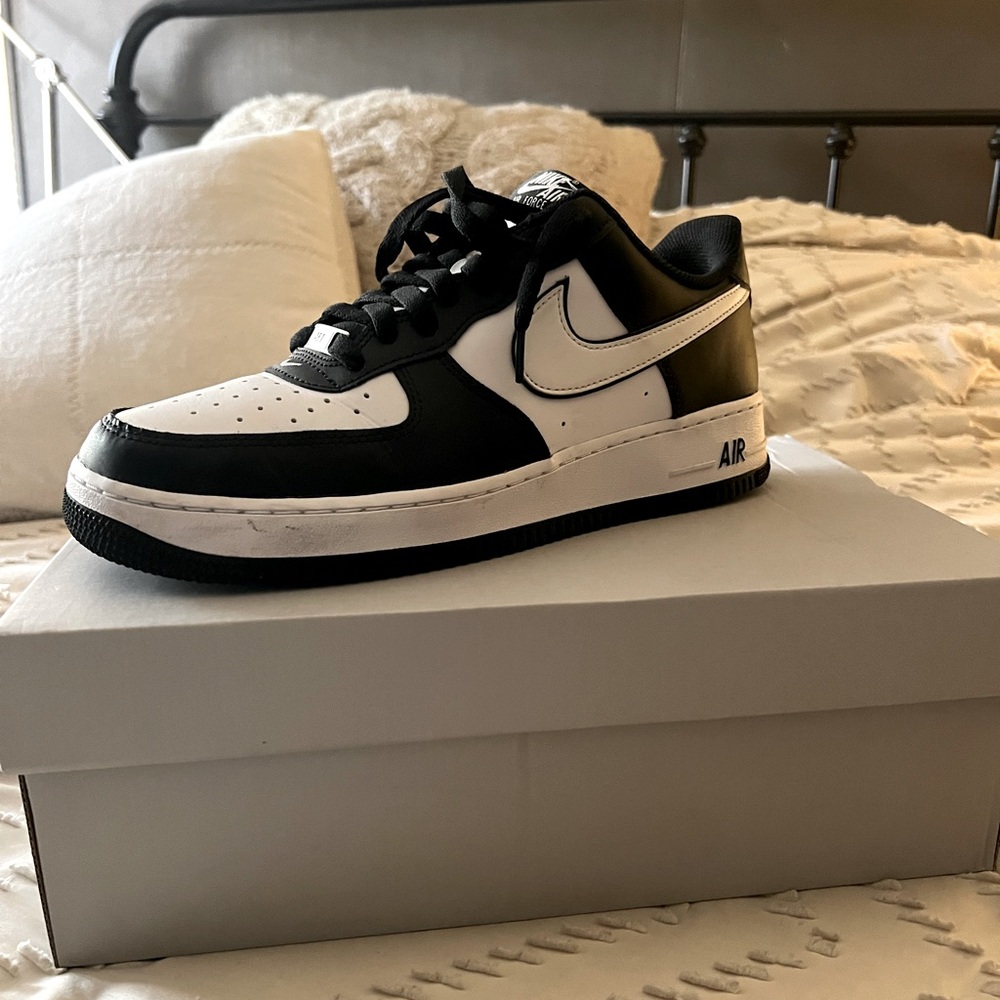 Nike Air Force 1